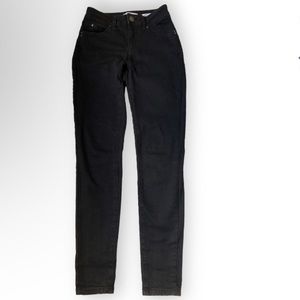 Junior YMI USA Black Denim Mid Rise Jeans Size 1/25